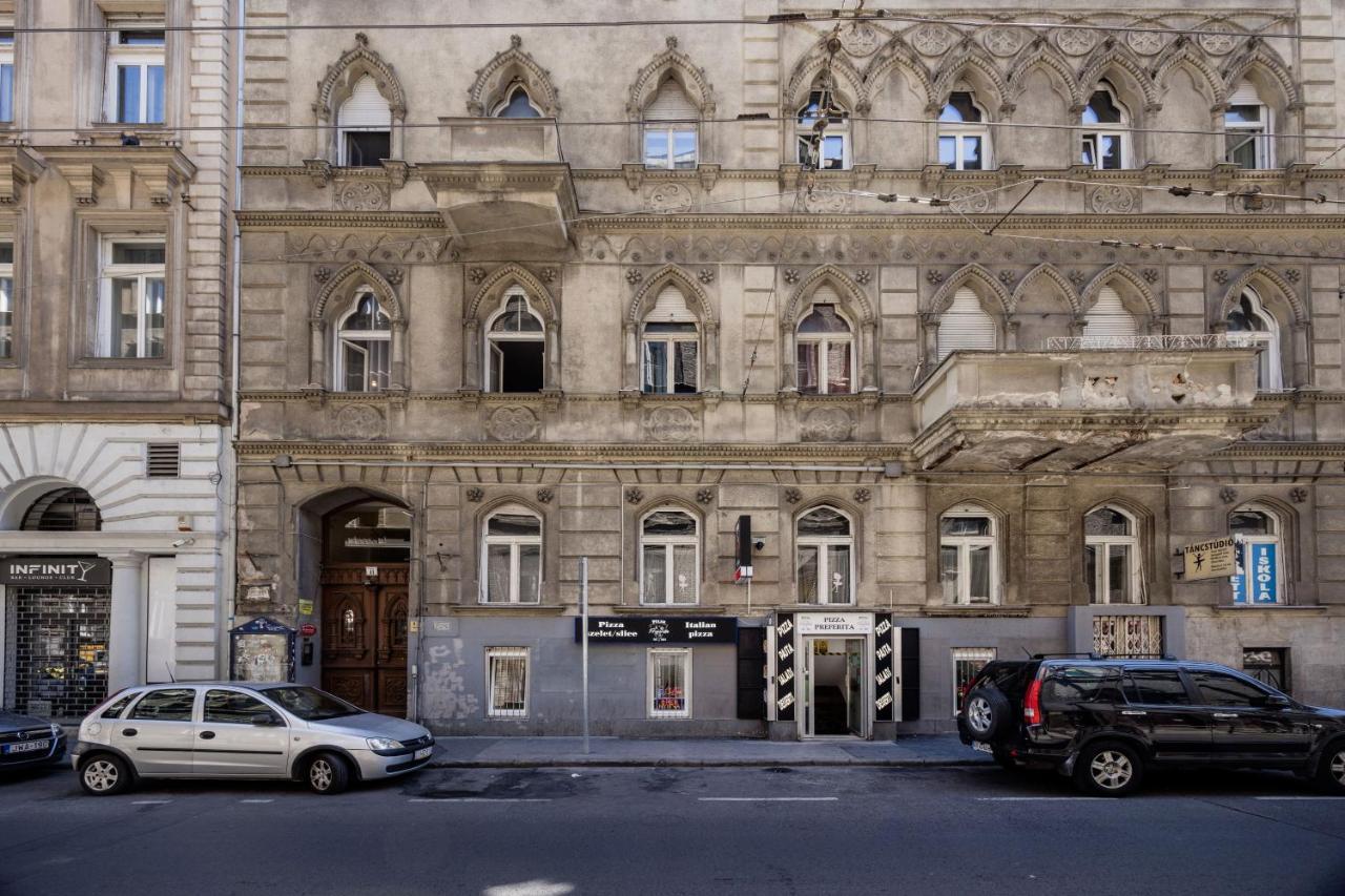 Downtown Circus Apartment Budapest Exteriör bild